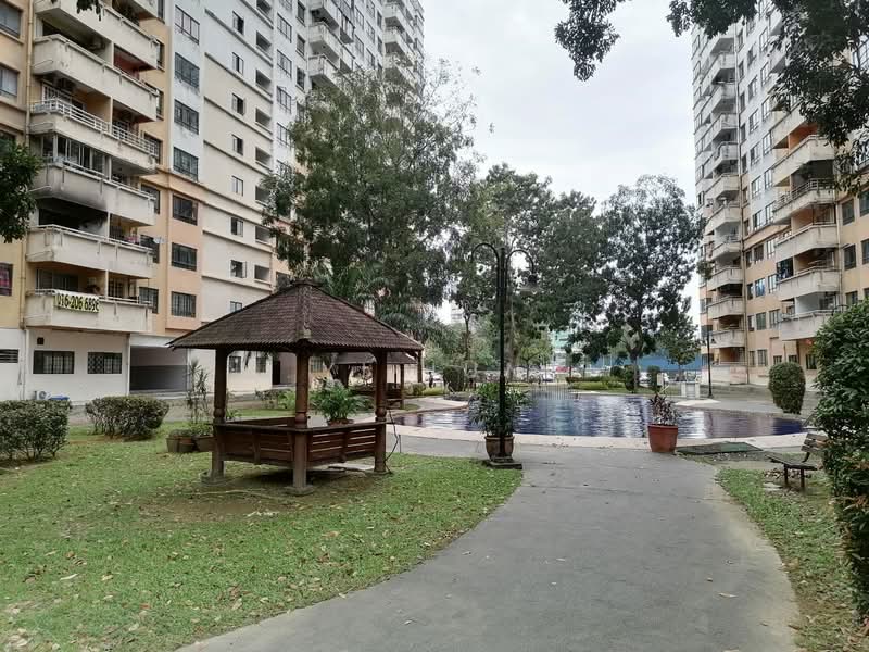 Kondominium untuk Disewa di Vista Millennium Condominium - Yi Jun - Exterior - PropertyGuru.com.my