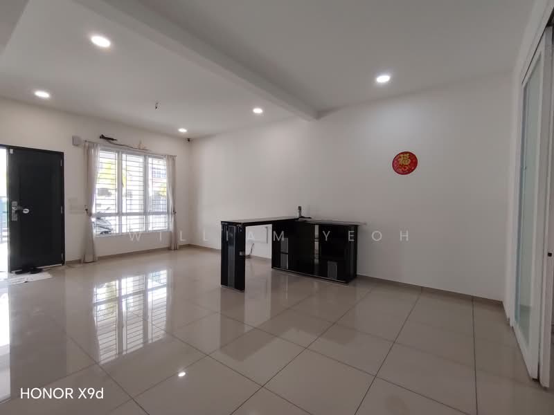 Rumah Teres 2 Tingkat untuk Dijual di Telok Panglima Garang (Selangor) - William Yeoh - Living Room - PropertyGuru.com.my
