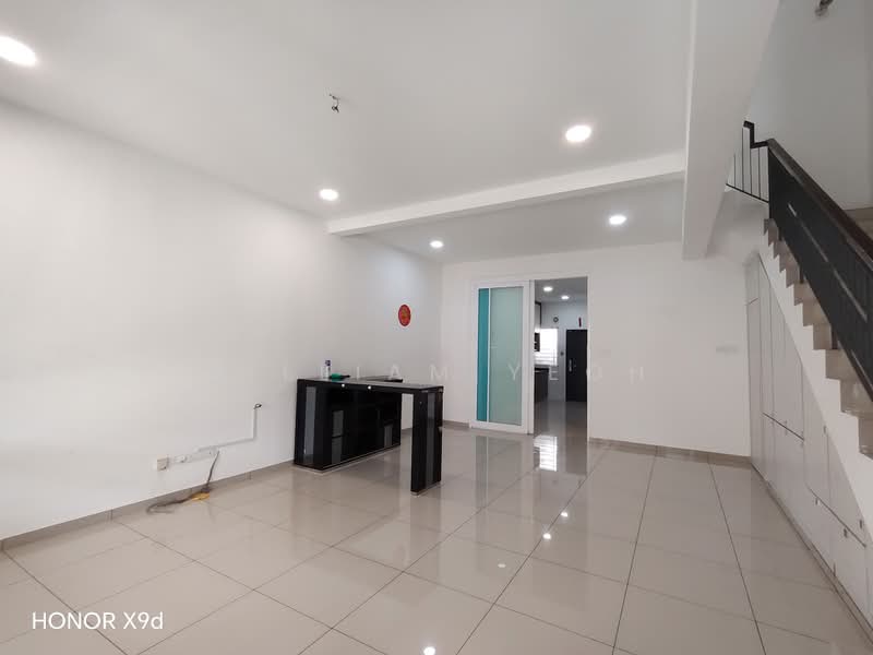 Rumah Teres 2 Tingkat untuk Dijual di Telok Panglima Garang (Selangor) - William Yeoh - Living Room - PropertyGuru.com.my