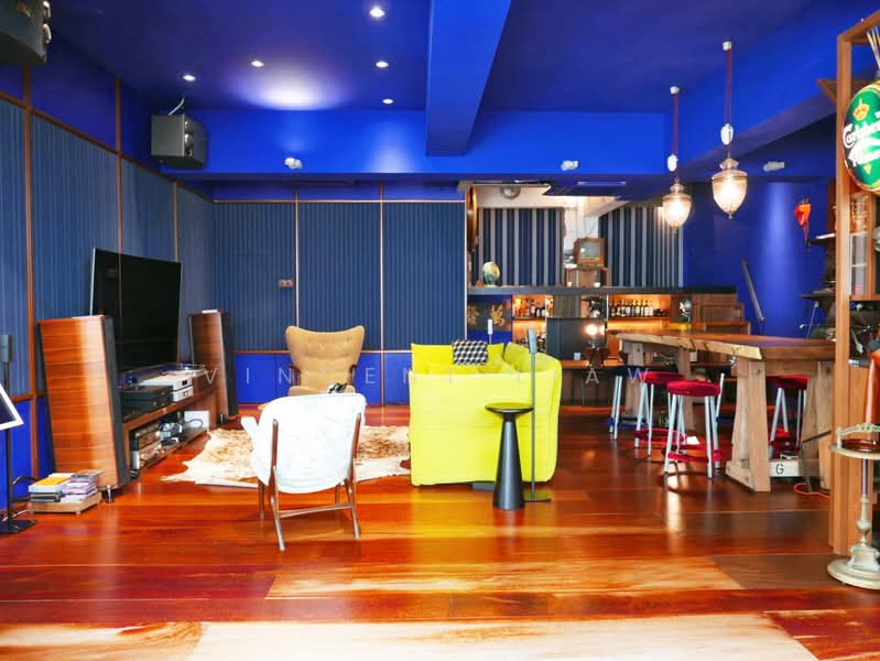 Bungalow for Sale in Sunway Damansara (Kota Damansara) - Vincent Liaw - Living Room - PropertyGuru.com.my