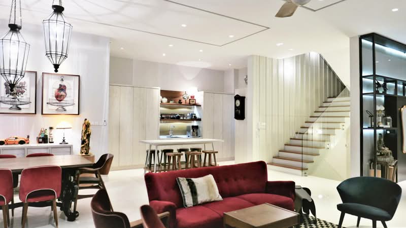 Bungalow for Sale in Sunway Damansara (Kota Damansara) - Vincent Liaw - Living Room - PropertyGuru.com.my