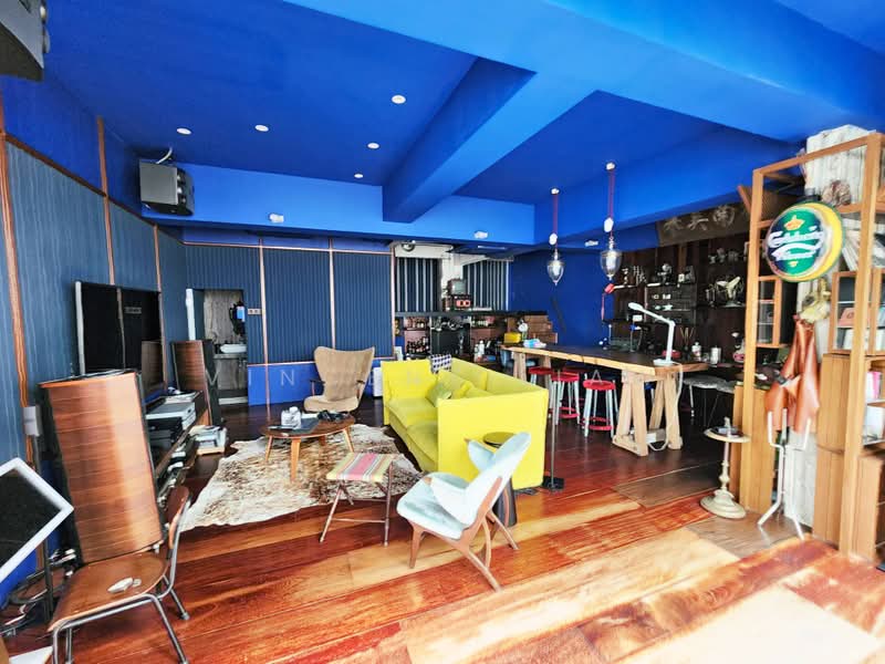 Bungalow for Sale in Sunway Damansara (Kota Damansara) - Vincent Liaw - Living Room - PropertyGuru.com.my