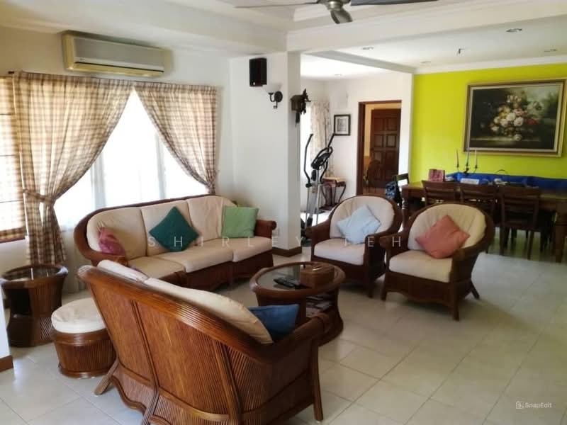 Semi-Detached House for Sale in Desa Ria (Sungai Ara) - Shirley Teh - Living Room - PropertyGuru.com.my