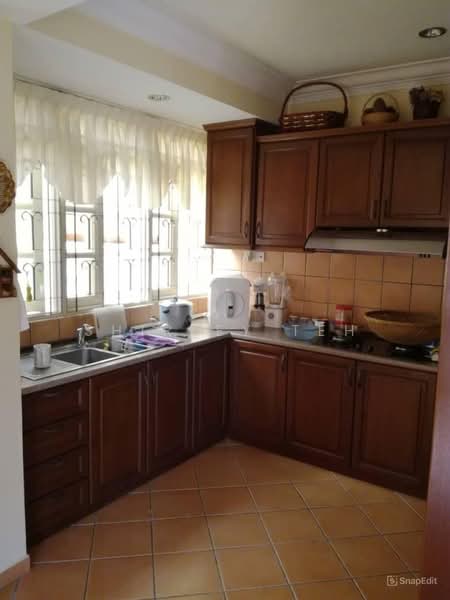 Semi-Detached House for Sale in Desa Ria (Sungai Ara) - Shirley Teh - Kitchen - PropertyGuru.com.my