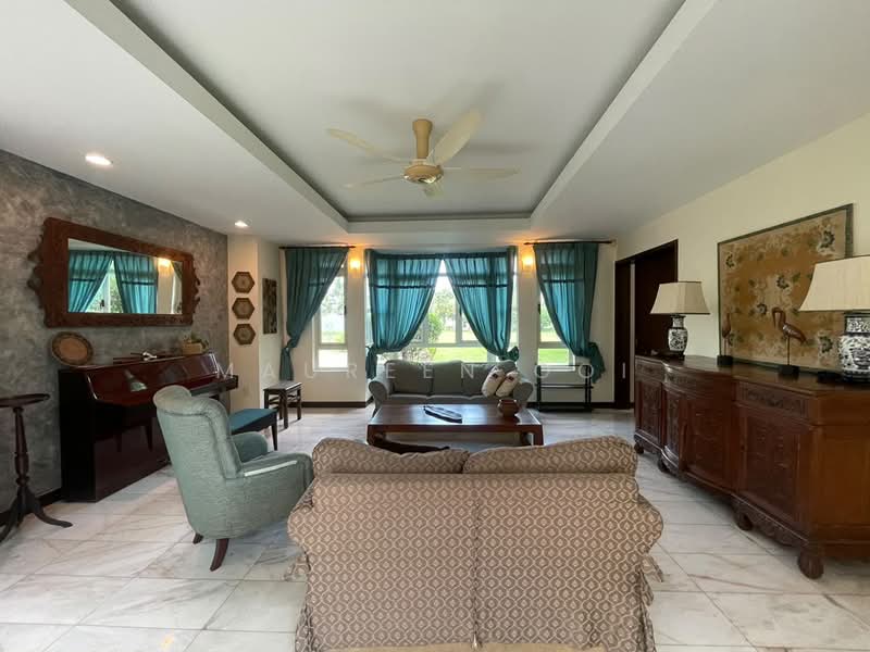 Rumah Banglo untuk Dijual di Country Heights (Kajang) - Maureen Ooi - Living Room - PropertyGuru.com.my