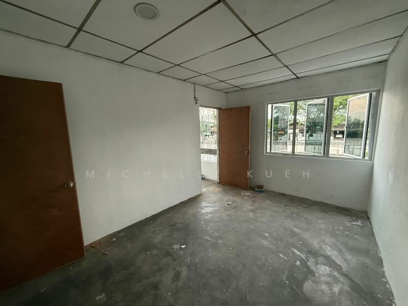 Kedai untuk Disewa di Taman Tasek (Johor Bahru) - Michelle Kueh - Interior - PropertyGuru.com.my
