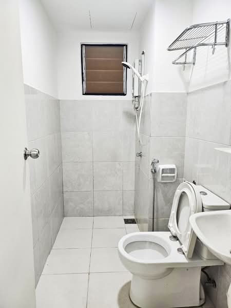 Kondominium untuk Disewa di TRI PINNACLE - Jerry Tan - Bathroom - PropertyGuru.com.my