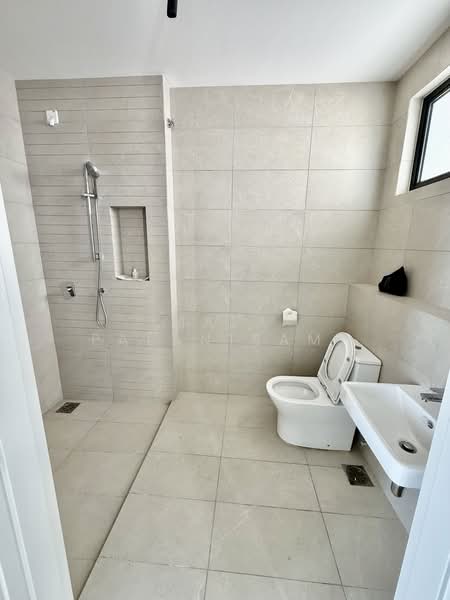 Rumah Teres 2-Tingkat untuk Disewa di Bandar Rimbayu (Telok Panglima Garang) - Mala Palanisamy - PropertyGuru.com.my