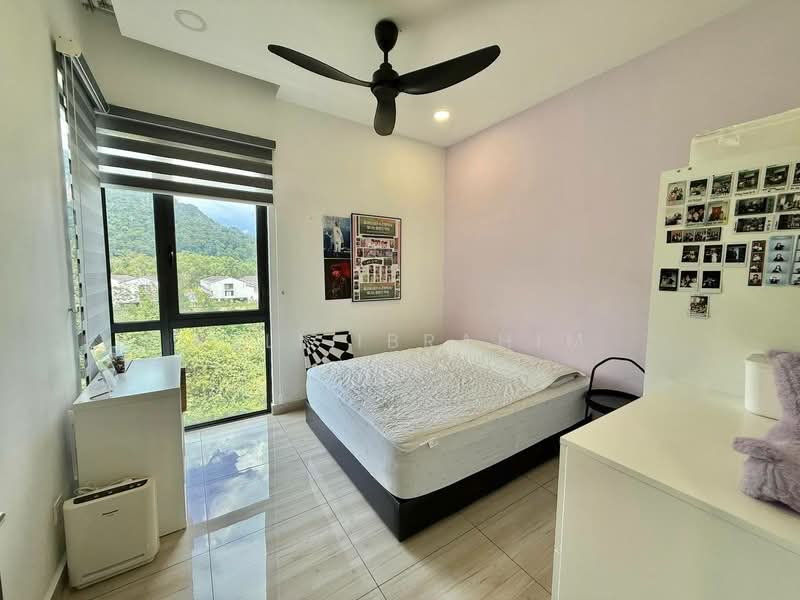 Kondominium untuk Dijual di 16 Quartz Sky Villa - Azli Ibrahim - Bedroom - PropertyGuru.com.my