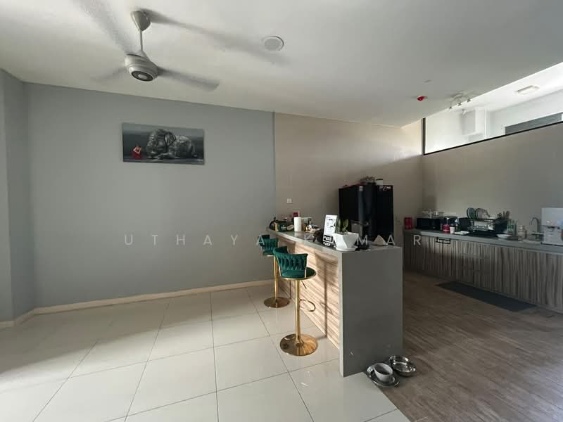 Banglo Pautan untuk Disewa di Taman Villa Senja (Rawang) - Uthaya Kumar - Kitchen - PropertyGuru.com.my