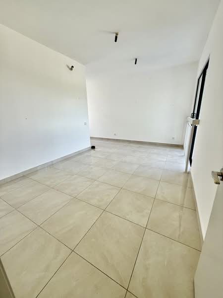 2-storey Terraced House for Sale in Bandar Rimbayu (Telok Panglima Garang) - Mala Palanisamy - PropertyGuru.com.my