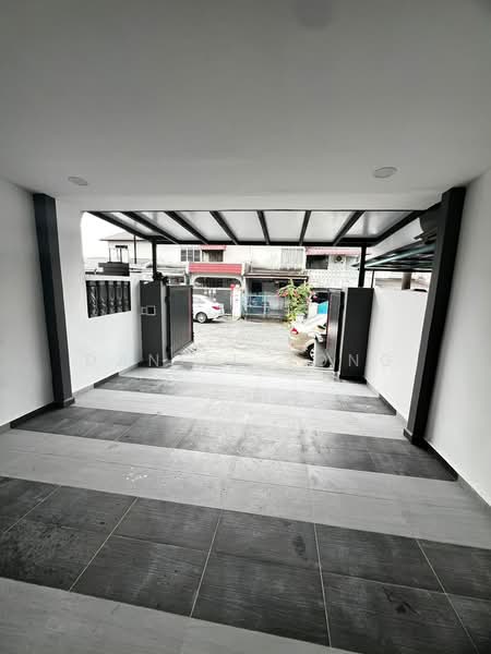 Rumah Teres 2 Tingkat untuk Dijual di Taman Ungku Tun Aminah (Skudai) - Daniel Yong - Exterior - PropertyGuru.com.my