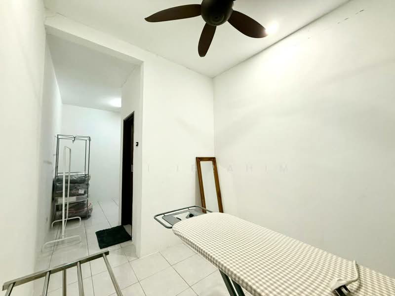 2-storey Terraced House for Sale in Taman Desiran Bayu (Puchong) - Azli Ibrahim - Interior - PropertyGuru.com.my