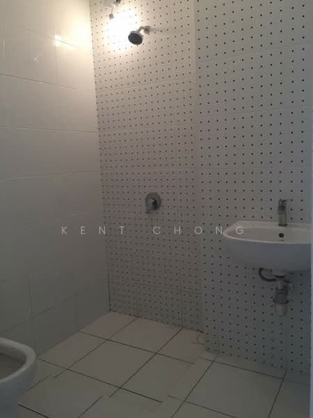 Rumah Teres 2-Tingkat untuk Dijual di Eco Majestic (Semenyih) - Kent Chong - Bathroom - PropertyGuru.com.my