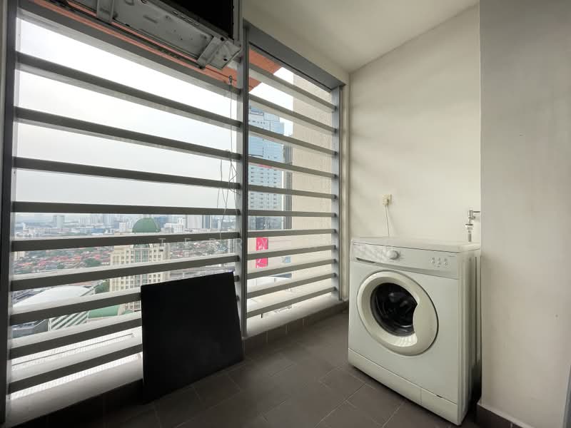 Kediaman Servis untuk Disewa di Serviced Residence @ PJ8 - Terry Hing - Balcony - PropertyGuru.com.my