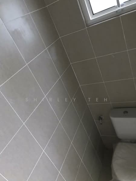 Kondominium untuk Dijual di Sierra East - Shirley Teh - Bathroom - PropertyGuru.com.my