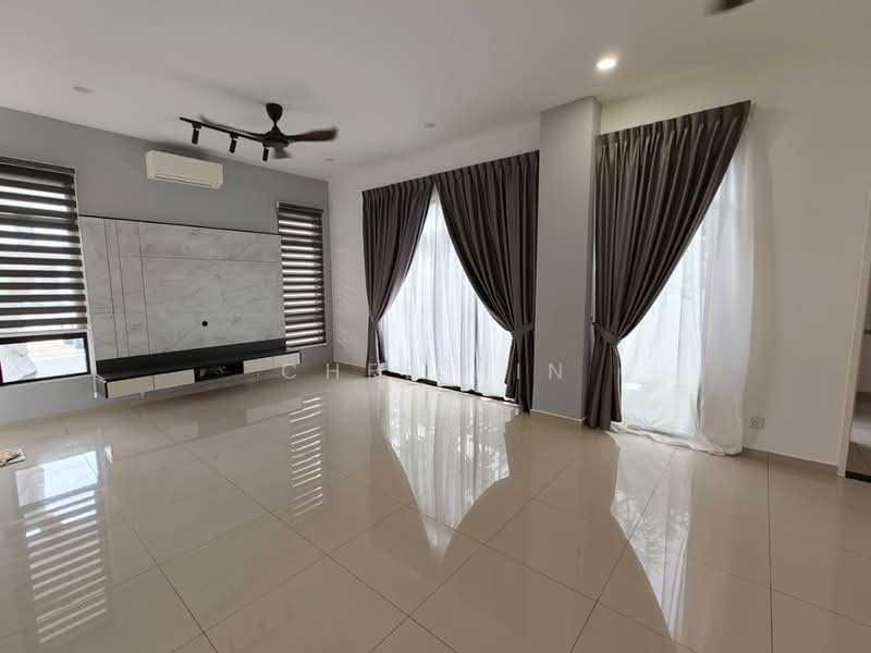 Rumah Berkembar untuk Disewa di Bandar Puncak Alam (Puncak Alam) - Chee Hin - Living Room - PropertyGuru.com.my