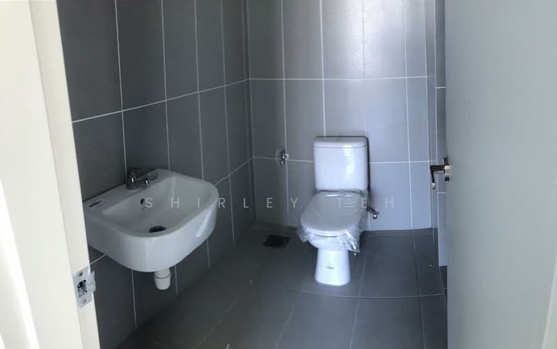 Kondominium untuk Dijual di Sierra East - Shirley Teh - Bathroom - PropertyGuru.com.my