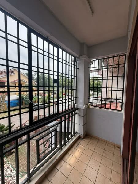 Rumah Teres 2 Tingkat untuk Dijual di Taman Damansara Aliff (Tampoi) - Melinda Ee - Balcony - PropertyGuru.com.my