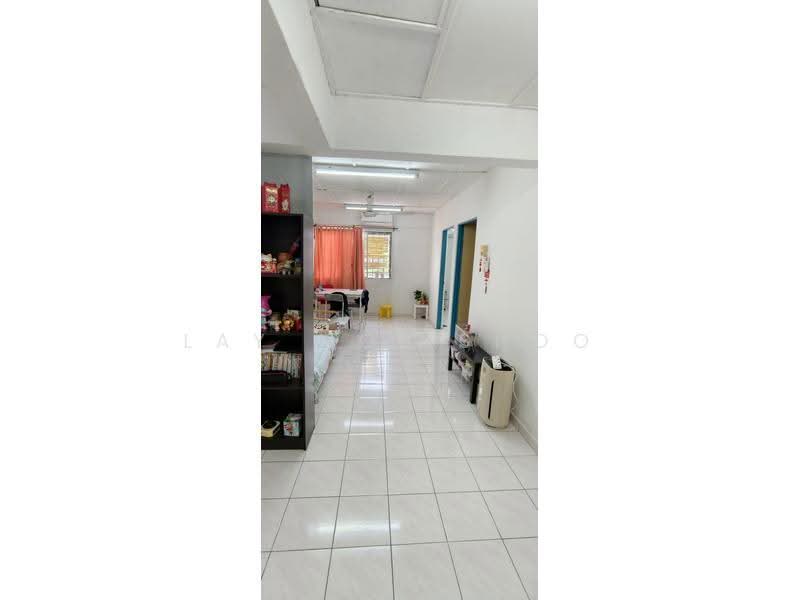 Apartment for Sale at Apartment Fiona - Lay Moi Shoo - Living Room - PropertyGuru.com.my