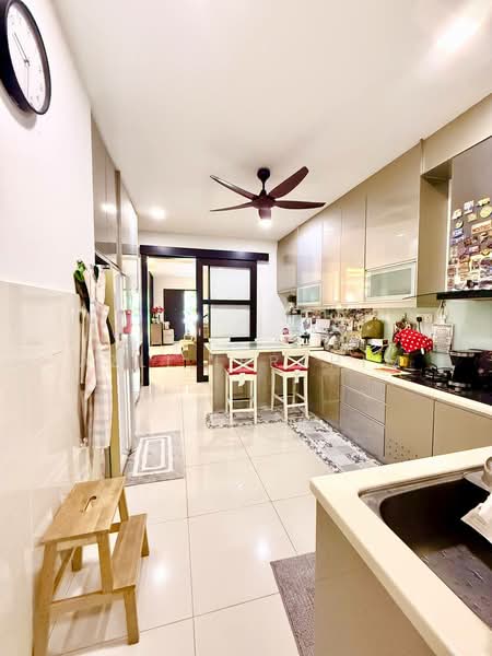 Rumah Berkembar untuk Dijual di Perdana Lakeview East (Cyberjaya) - Azli Ibrahim - Kitchen - PropertyGuru.com.my
