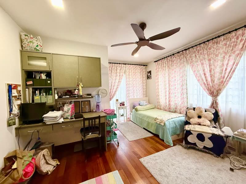 Rumah Berkembar untuk Dijual di Perdana Lakeview East (Cyberjaya) - Azli Ibrahim - Bedroom - PropertyGuru.com.my