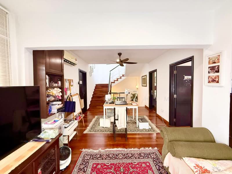 Rumah Berkembar untuk Dijual di Perdana Lakeview East (Cyberjaya) - Azli Ibrahim - Living Room - PropertyGuru.com.my
