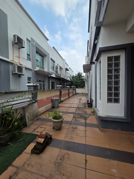 Cluster House for Sale in Taman Nusa Bestari (Iskandar Puteri (Nusajaya)) - Jane Loh - Exterior - PropertyGuru.com.my