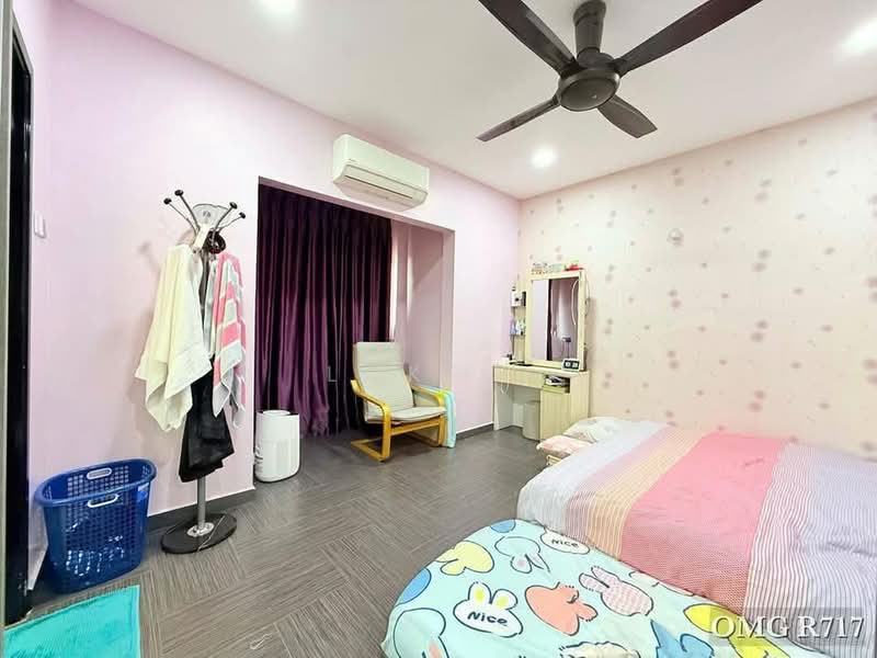 Rumah Teres 2 Tingkat untuk Dijual di Setia Impian (Setia Alam) - Loke . - Bedroom - PropertyGuru.com.my