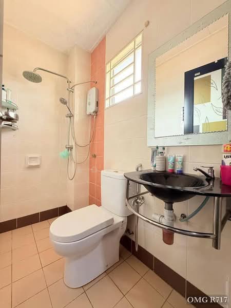 Rumah Teres 2 Tingkat untuk Dijual di Setia Impian (Setia Alam) - Loke . - Bathroom - PropertyGuru.com.my