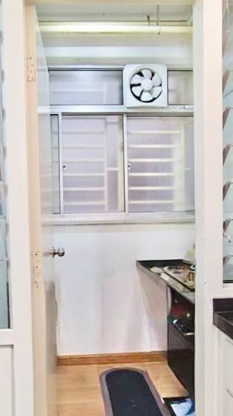 Pangsapuri untuk Dijual di De Cemara apartment setia alam - Hazlin Miswan - Kitchen - PropertyGuru.com.my