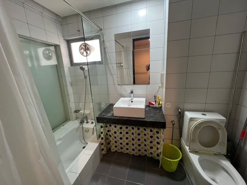 Servis Apartment untuk Disewa di PJ8 - Terry Hing - Bathroom - PropertyGuru.com.my