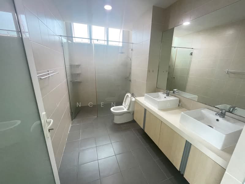 Kondominium untuk Dijual di Southbay Plaza - Vincent Koay - Bathroom - PropertyGuru.com.my