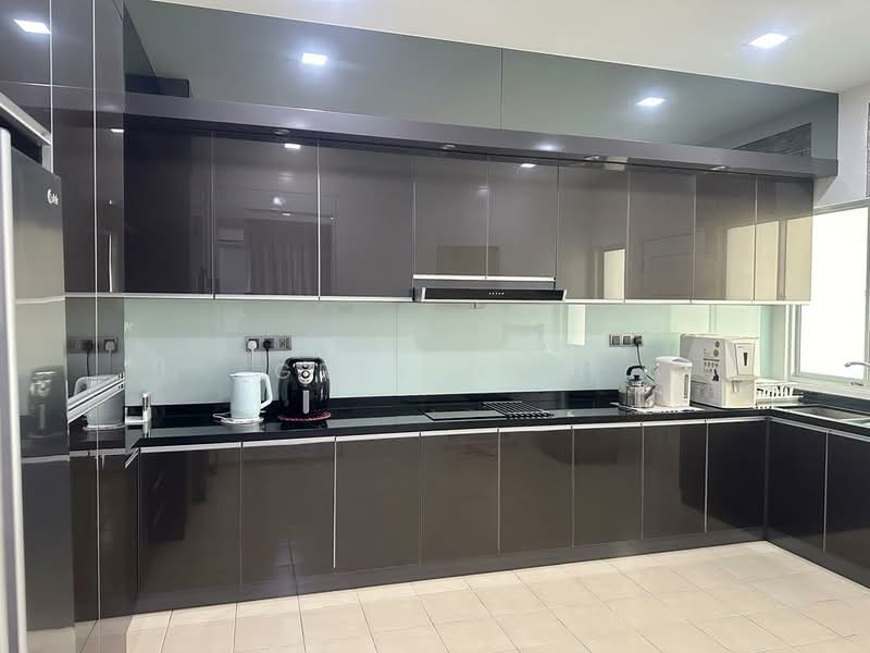 Semi-Detached House for Sale in Bandar Botanic (Klang) - Grey Ong - Kitchen - PropertyGuru.com.my