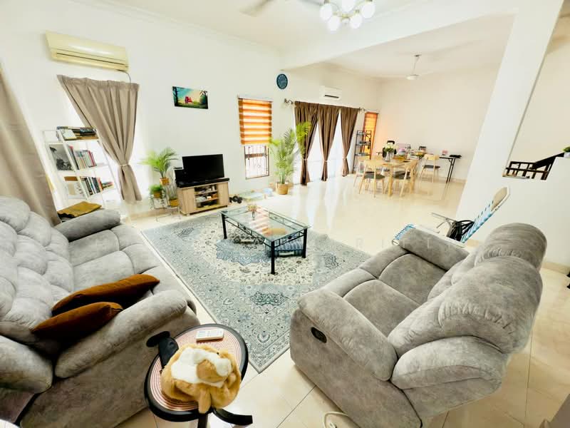 Rumah Teres 2 Tingkat untuk Dijual di Presint 16 (Putrajaya) - Masnizah Arifin - Living Room - PropertyGuru.com.my