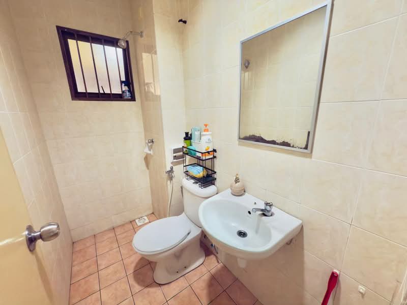 Rumah Teres 2 Tingkat untuk Dijual di Presint 16 (Putrajaya) - Masnizah Arifin - Bathroom - PropertyGuru.com.my