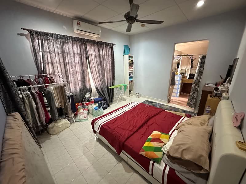 Bungalow House untuk Dijual di Rawang (Selangor) - Andy Yap - Bedroom - PropertyGuru.com.my