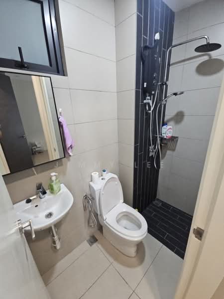 Service Residence for Sale at H2O Residences - Jimmy Lee - Bathroom - PropertyGuru.com.my