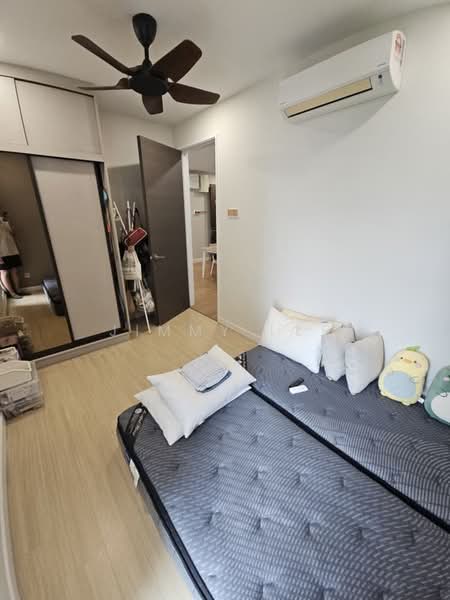 Service Residence for Sale at H2O Residences - Jimmy Lee - Bedroom - PropertyGuru.com.my