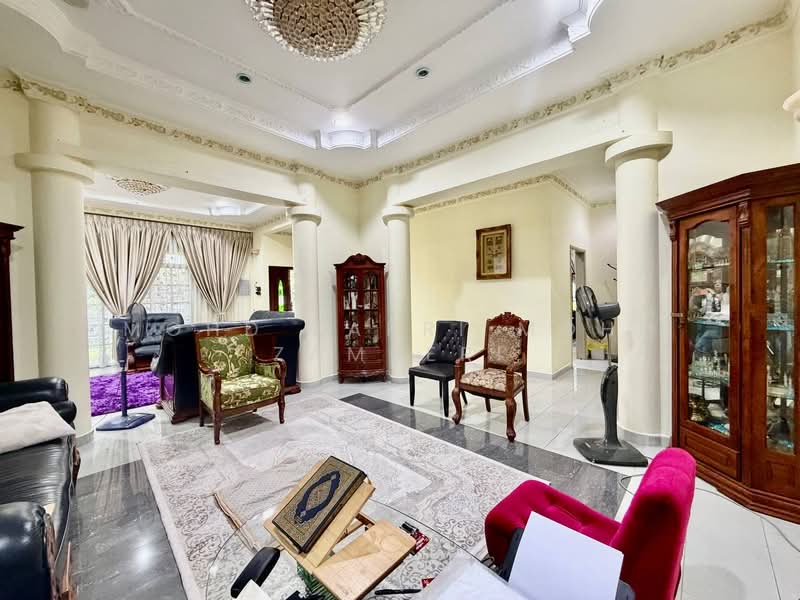 Bungalow for Sale in Taman Maluri (Cheras) - Mohd Zakri Mohd Zamberi - Living Room - PropertyGuru.com.my