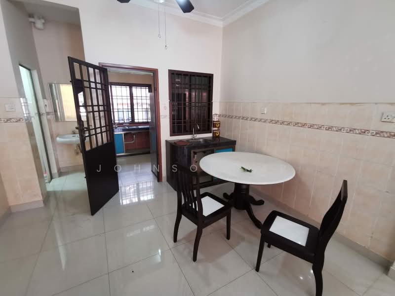 Terraced House for Sale in Taman Mutiara Rini (Skudai) - Johnson Yap - Kitchen - PropertyGuru.com.my