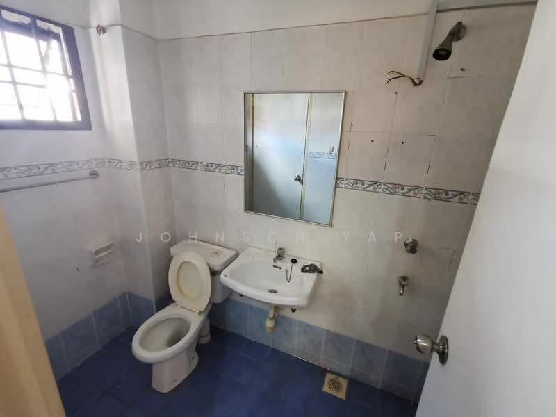 Terraced House for Sale in Taman Mutiara Rini (Skudai) - Johnson Yap - Bathroom - PropertyGuru.com.my