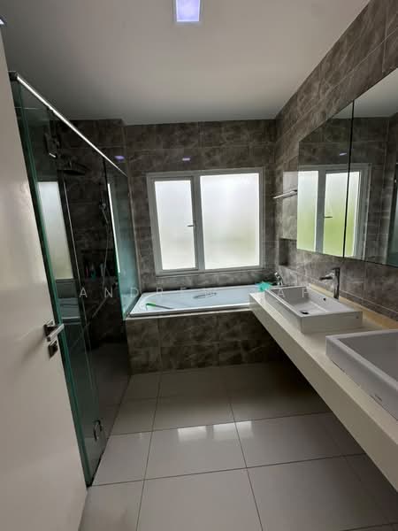 Townhouse for Sale in Bandar Puteri Puchong (Puchong) - Andrew Yap - Bathroom - PropertyGuru.com.my
