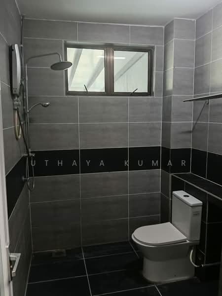 Rumah Teres 2 Tingkat untuk Dijual di Taman Tun Teja (Rawang) - Uthaya Kumar - Bathroom - PropertyGuru.com.my