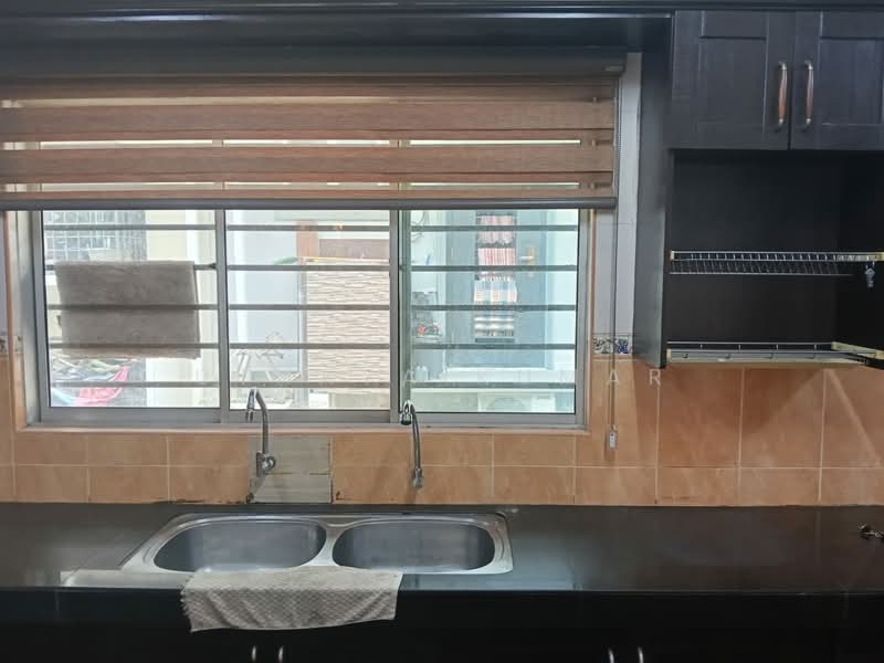 Rumah Teres 2 Tingkat untuk Dijual di Taman Tun Teja (Rawang) - Uthaya Kumar - Kitchen - PropertyGuru.com.my