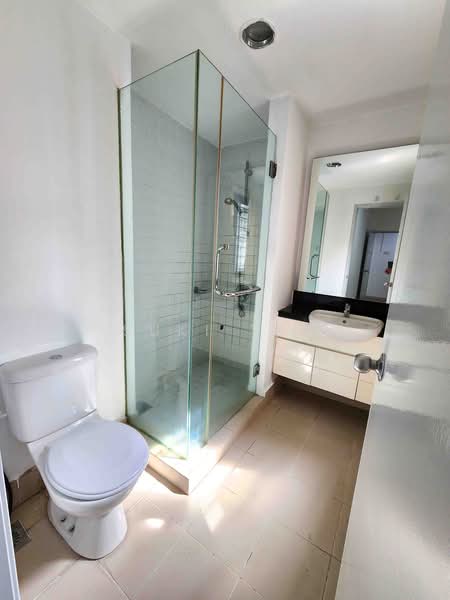 3-storey Terraced House for Sale in Lake Fields (Sungai Besi) - Suki Tan - PropertyGuru.com.my