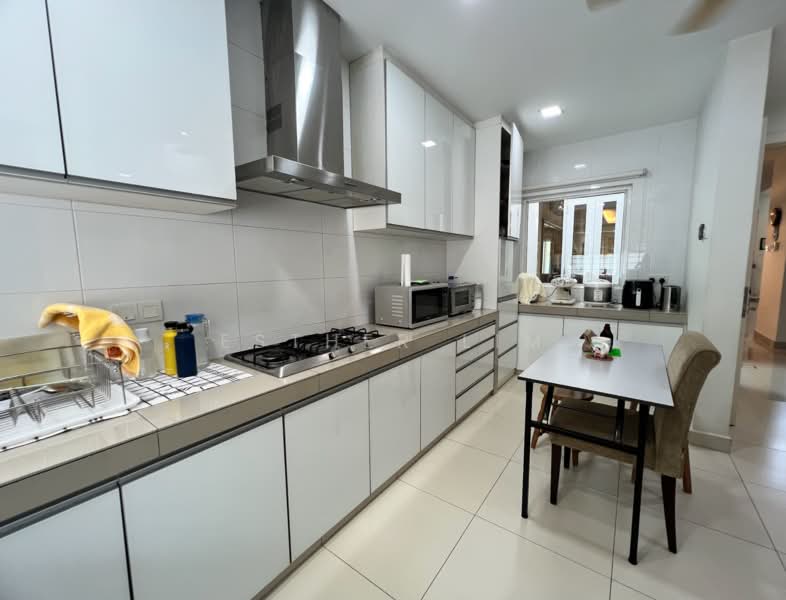 3-storey Terraced House for Sale in Seksyen 11 (Kota Damansara) - Esther Lim - PropertyGuru.com.my
