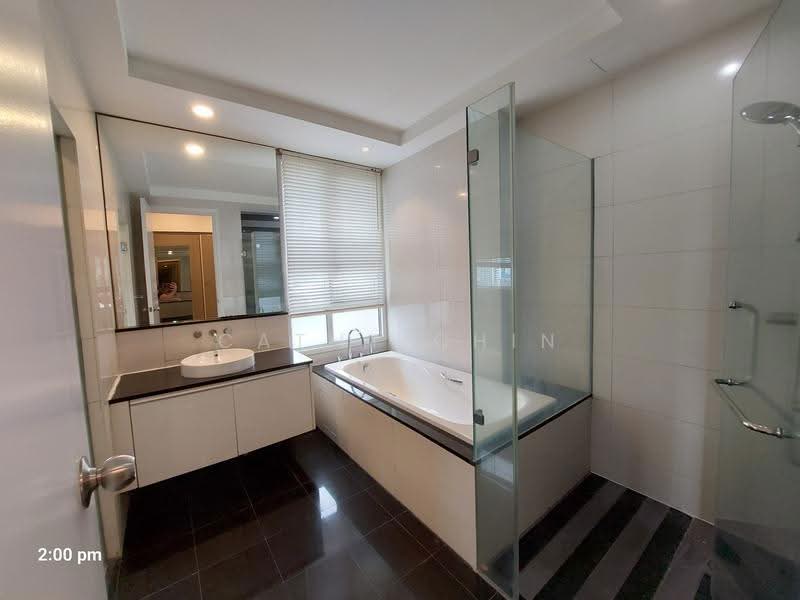 Kondominium untuk Dijual di Kiaraville - Cathy Chin - Bathroom - PropertyGuru.com.my
