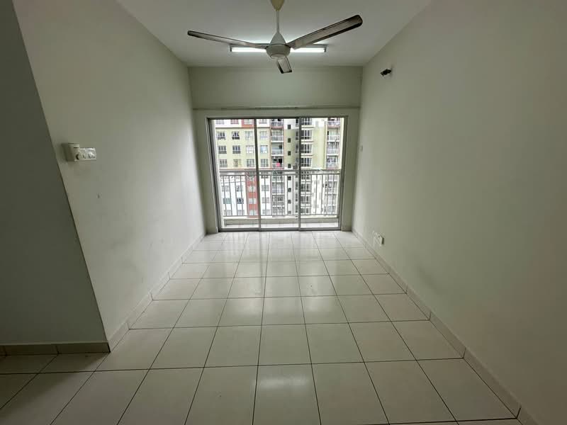 Kondominium untuk Disewa di Sky Awani Residensi 1 - James Tan - Living Room - PropertyGuru.com.my