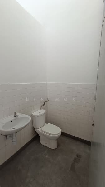 2-storey Terraced House for Sale in Happy Garden (Kuchai Lama) - Ben Mok - Bathroom - PropertyGuru.com.my